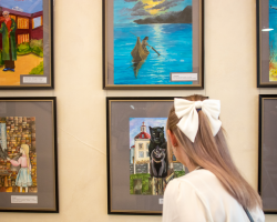 Узнагароджанне пераможцаў конкурсу “Янка Маўр: вандраванне па зорках” Узнагароджанне пераможцаў конкурсу “Янка Маўр: вандраванне па зорках”